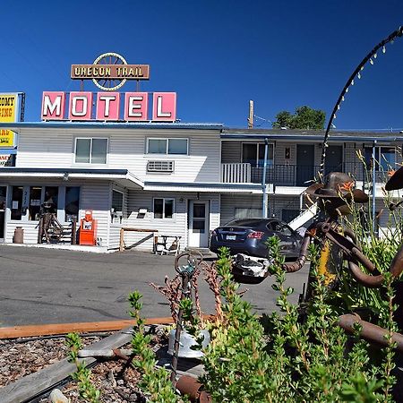 Oregon Trail Motel And Restaurant Baker City Bagian luar foto